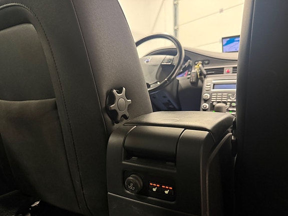 Volvo V70 13 of 15