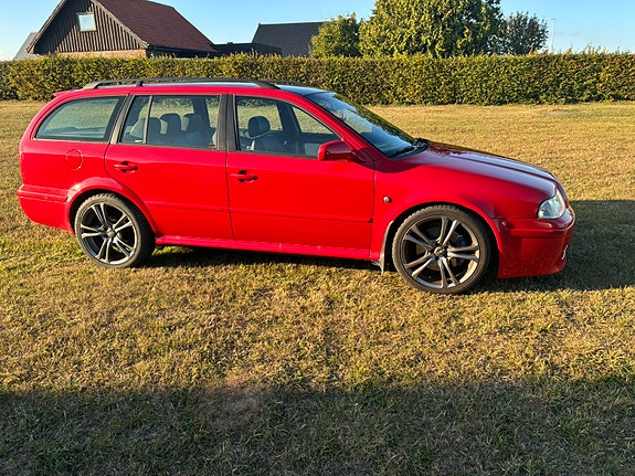 Skoda Octavia 5 of 11