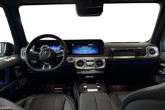 Mercedes-Benz G63 9 of 16