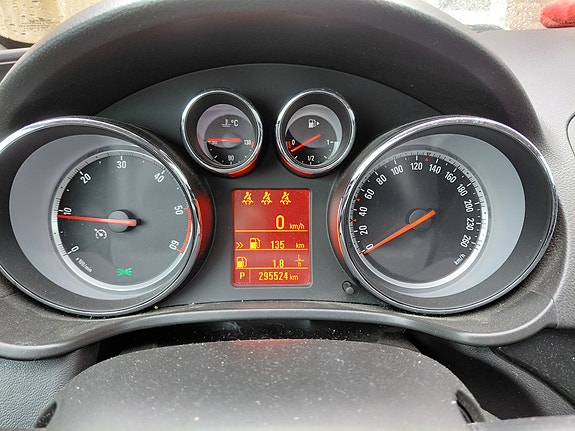 Opel Insignia 9 of 12