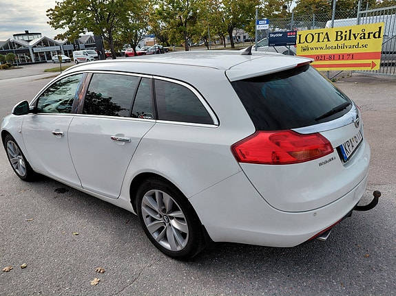 Opel Insignia 3 of 12
