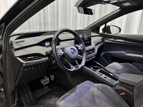Skoda Enyaq 11 of 18