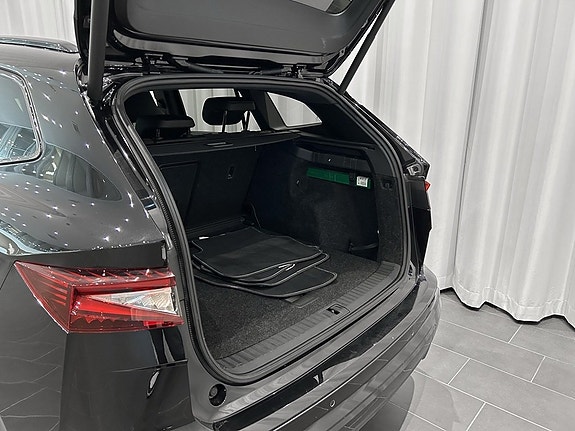 Skoda Enyaq 4 of 18
