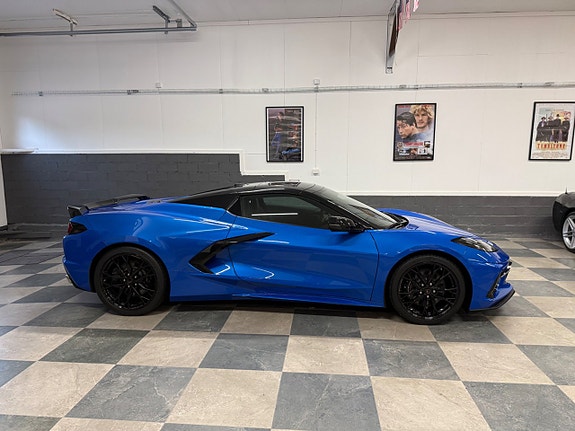 Chevrolet Corvette 3 of 30