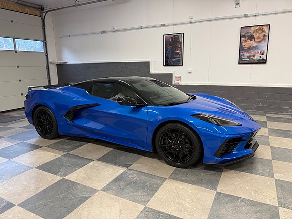 Chevrolet Corvette 2 of 30