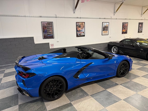 Chevrolet Corvette 16 of 30