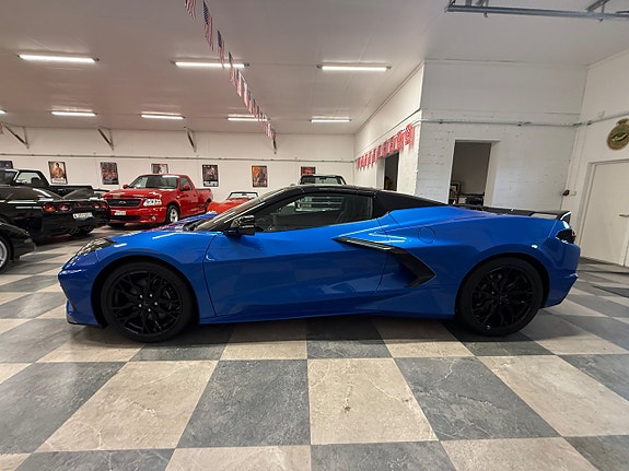 Chevrolet Corvette 8 of 30