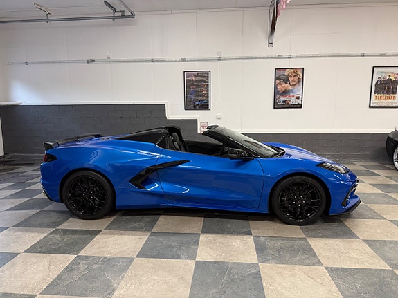 Chevrolet Corvette 14 of 30