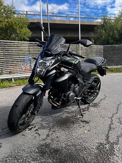 Kawasaki Ninja ER-6N 3 of 5