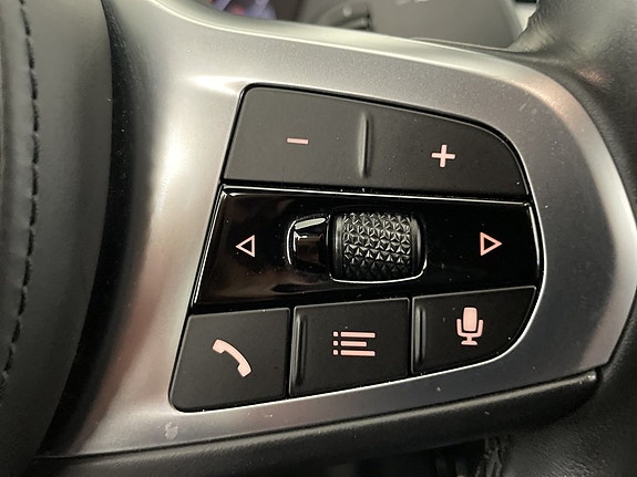 BMW 218 14 of 18