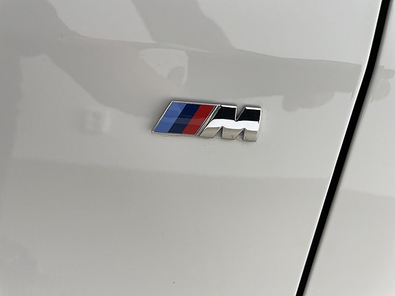 BMW 218 9 of 18