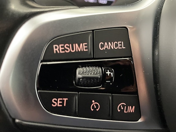 BMW 218 13 of 18