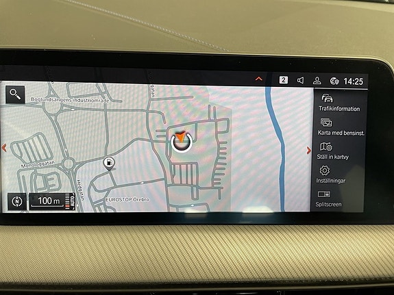 BMW 218 17 of 18