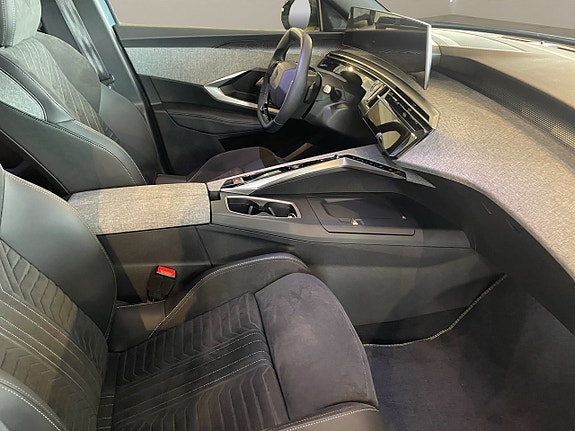 Peugeot 5008 12 of 13