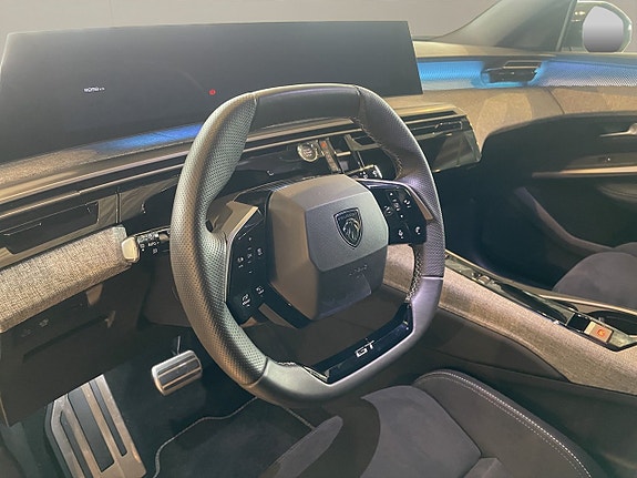 Peugeot 5008 9 of 13