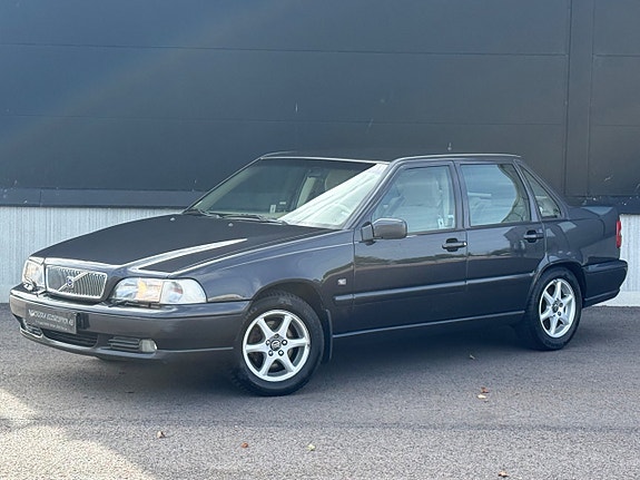 Volvo S70 2 of 19