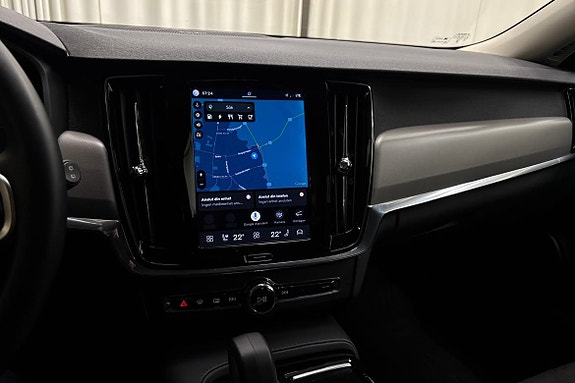 Volvo V90 16 of 22
