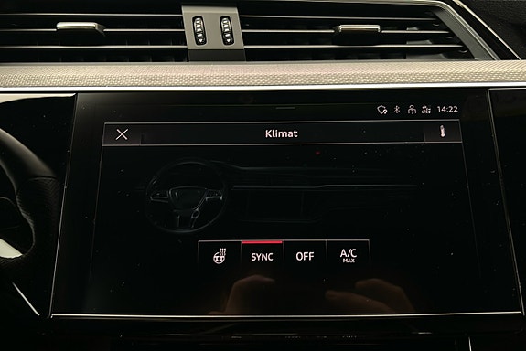 Audi Q8 e-tron 21 of 28