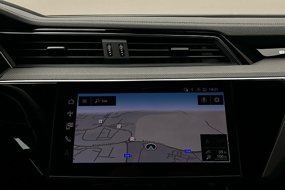 Audi Q8 e-tron 8 of 28