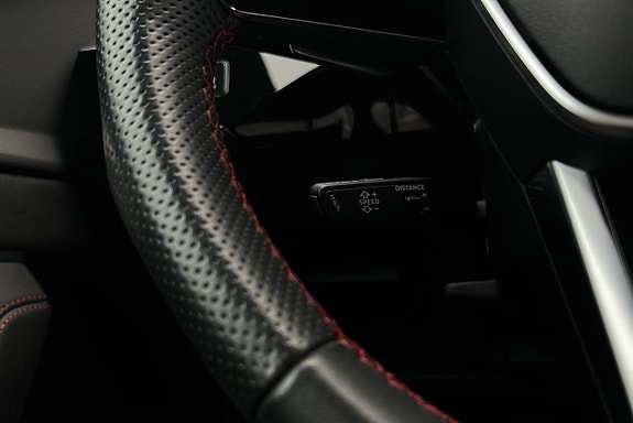 Audi Q8 e-tron 25 of 28