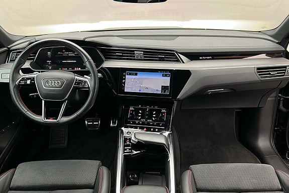 Audi Q8 e-tron 6 of 28