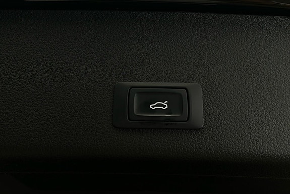 Audi Q8 e-tron 15 of 28
