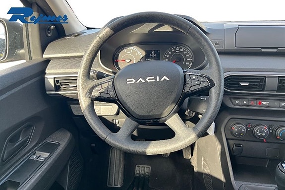 Dacia Sandero 8 of 21
