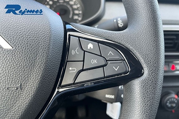 Dacia Sandero 11 of 21