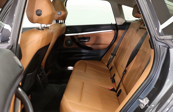 BMW 320d 9 of 14