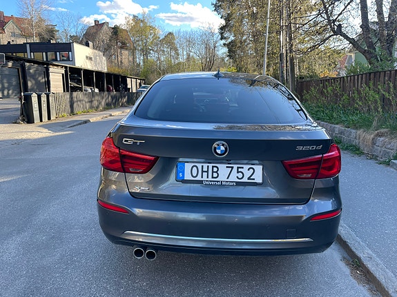 BMW 320d 13 of 14