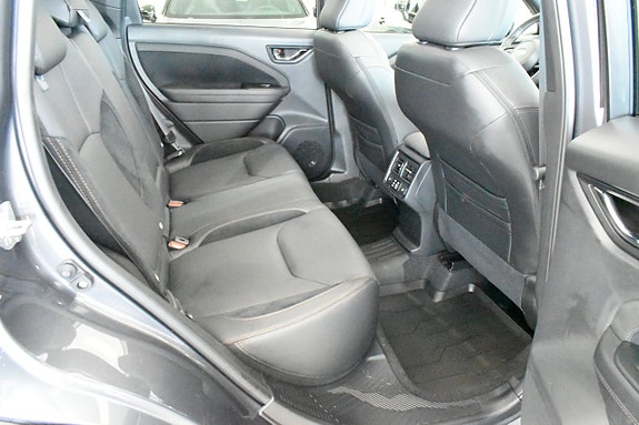 Subaru Forester 9 of 27