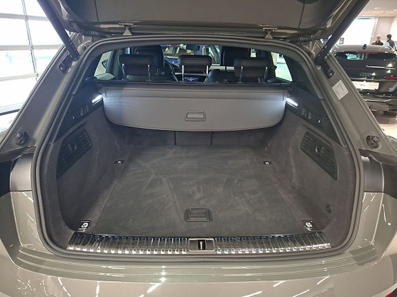 Audi Q8 10 of 10