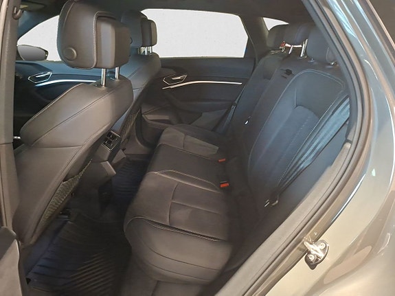 Audi Q8 9 of 10
