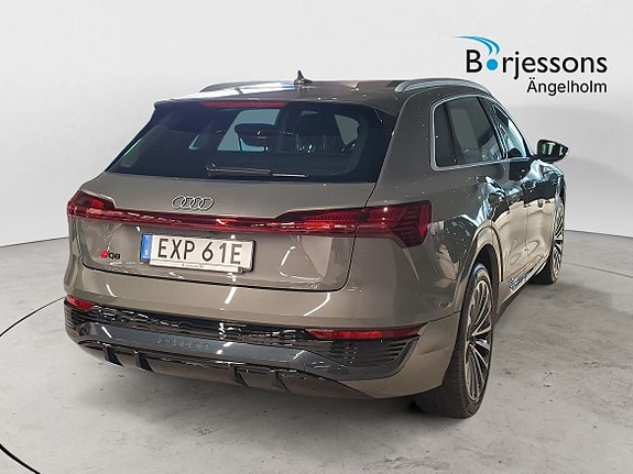Audi Q8 3 of 10