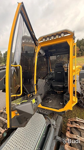Skördare ECOLOG 580F med aggregat EC561LF -2023 via auktion 11 of 27