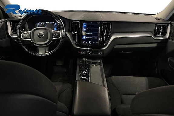 Volvo XC60 6 of 15