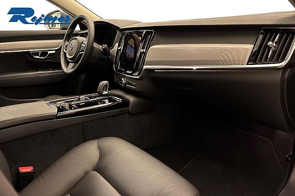 Volvo V90 6 of 22