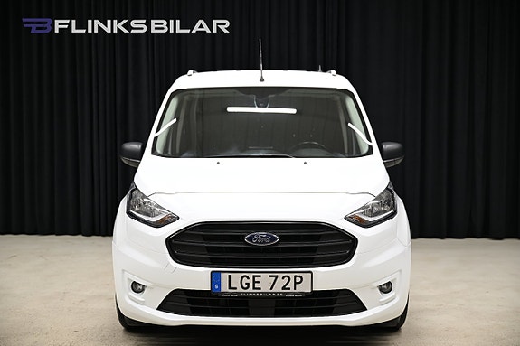 Ford Transit Connect 11 of 29