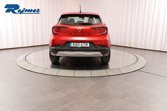 Renault Captur 18 of 24