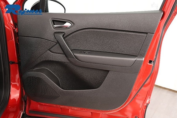 Renault Captur 15 of 24
