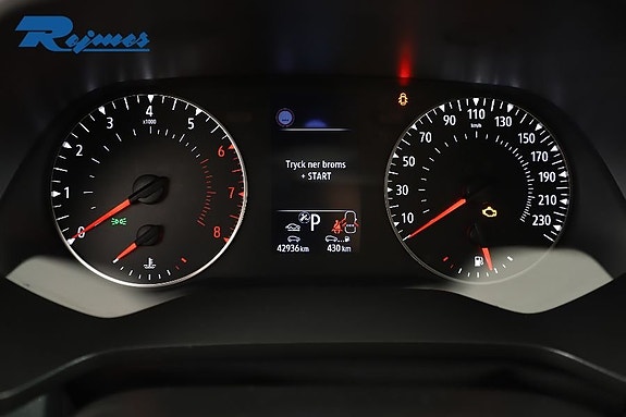 Renault Captur 14 of 24