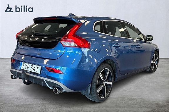 Volvo V40 19 of 22