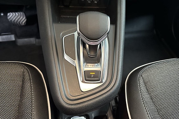 Renault Captur 14 of 24