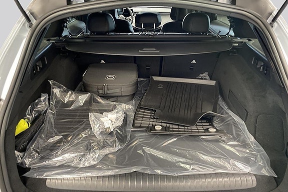 Mercedes-Benz E300 de 12 of 14