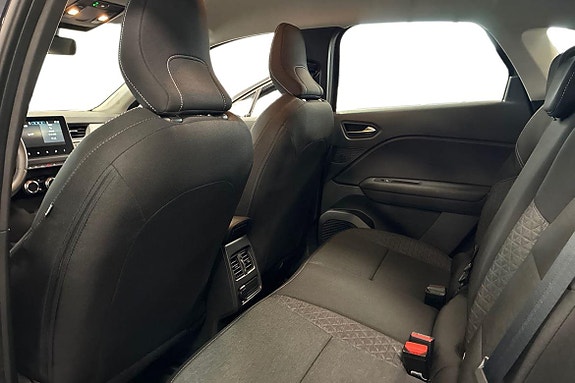 Renault Captur 13 of 21