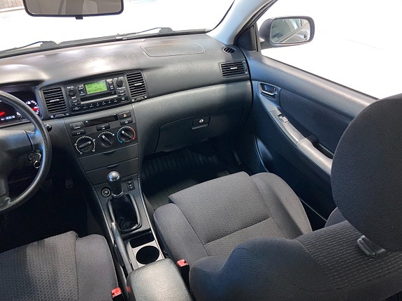 Toyota Corolla 20 of 26