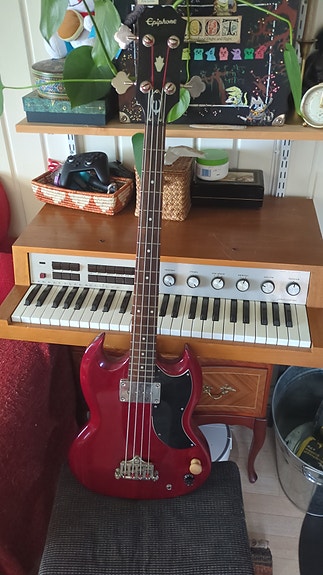 Epiphone SG elbas röd