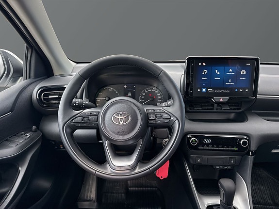 Toyota Yaris 11 of 12