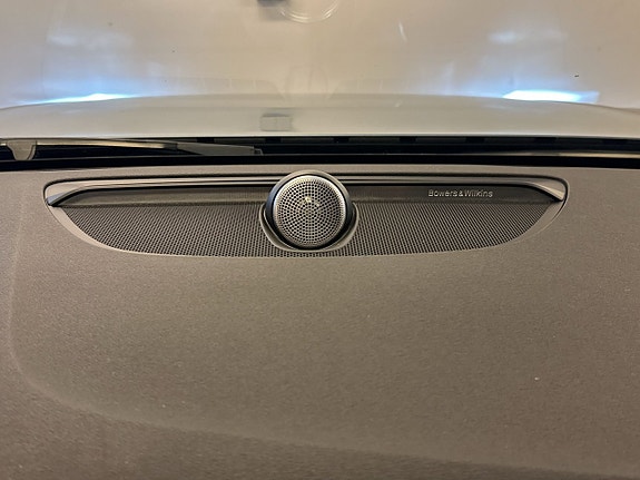 Volvo S90 21 of 25