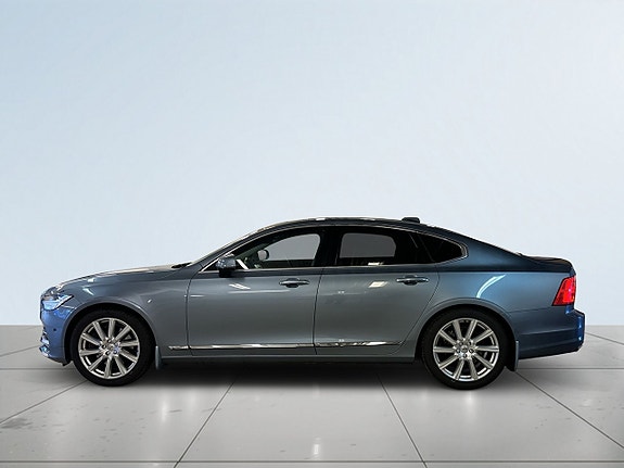 Volvo S90 4 of 25